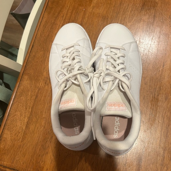 Adidas White Minimalist Sneakers Low-Top - Picture 3 of 4